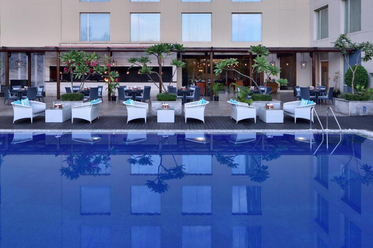 فندق بنغالورفي  فندق كورتيارد باي ماريوت على طريق بينجالورو أوتر الدائري المظهر الخارجي الصورة